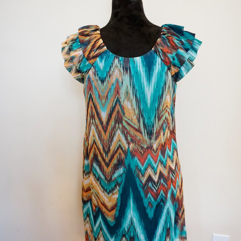 Zig Zag Patterned Multi-Color Midi Dress by Rabbit - Picture 4 of 7